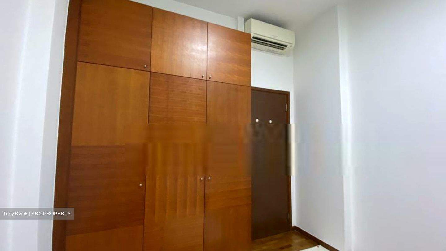 Woodsvale (D25), Condominium #398508011